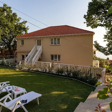 Belenum - One-bedroom With Balcony And Sea View No 3 Appartement