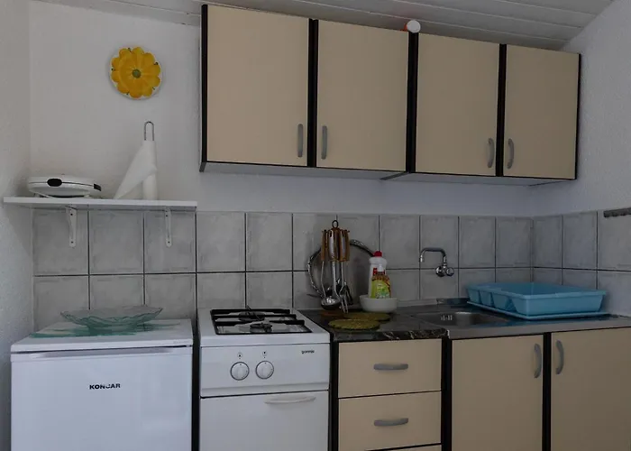 Belenum - One-bedroom With Balcony And Sea View No 3 Mlini